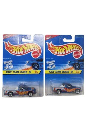 2 Hot Wheels Chevy 1500 Race Team Series III DieCast Truck New In Package #D-32